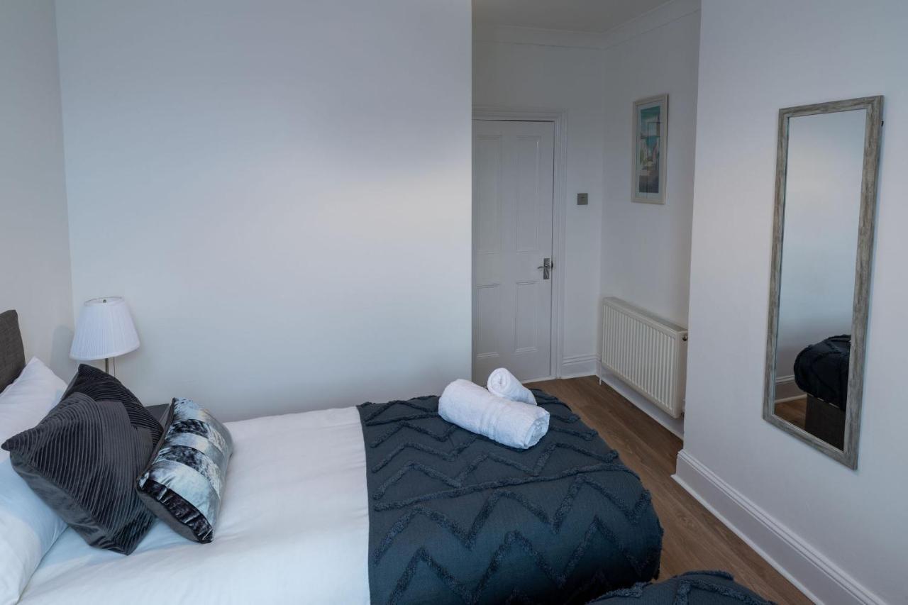 House Of Vacation Villa Portsmouth Bagian luar foto